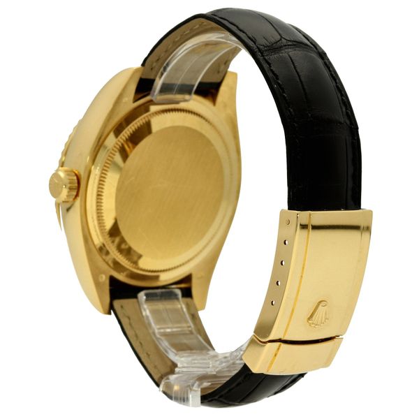 Rolex Sky-Dweller 326138